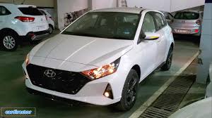 Hyundai i20 is a 5 seater hatchback car available at a price range of rs. Hyundai I20 Sportz 2021 New I20 2021 Automatic Features Interior And Exterior Real Life Review Youtube