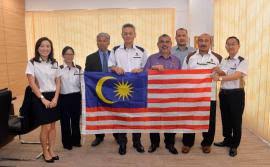 Anak bulan membawa maksud islam sebagai agama rasmi. Ngo Terang Maksud Simbol Jalur Gemilang Harian Metro