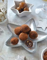 Truffes Chocolat Et Marrons Glaces Sans Lactose Pour 6 Personnes Recettes Elle Recette Truffes Au Chocolat Recette Truffe Chocolat Croustillant Chocolat