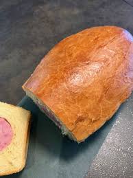 Le Saucisson Brioche Ou La Brioche Saucissonnee C Est Vous Qui Voyez Patachou Miam Miam Et Compagnie Saucisson Brioche Recettes De Cuisine Cuisine Et Boissons