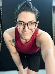 As i was scrolling through my photos the other day to get clips to edit, I  saw these test shots of me and i realized how long it has been since i