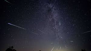 Seit jeher markieren die augustmeteore für sternschnuppenfans einen festen termin im astronomischen jahreskalender: Perseiden 2021 Wie Sie Im August Die Meisten Sternschnuppen Beobachten Konnen Wissen