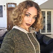 Honey blonde is a hair colour with a blend of light brown and sunkissed blonde with warm gold tones running through. 50 Short Hairstyles For Black Women Stayglam