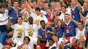 تأهل منتخب فرنسا لكرة القدم إلى المباراة النهائية لكأس العالم 2018 بعد فوزه على ويسعى المنتخب الفرنسي إلى الفوز بكأس العالم في تكرار للإنجاز الذي حققه عام 1998. Ù‚Ø¨Ù„ Ø§Ù†Ø·Ù„Ø§Ù‚ Ù…Ø¨Ø§Ø±Ø§Ø© Ù†Ù‡Ø§Ø¦ÙŠ ÙƒØ£Ø³ Ø§Ù„Ø¹Ø§Ù„Ù… Ø¨ÙŠÙ† ÙØ±Ù†Ø³Ø§ ÙˆÙƒØ±ÙˆØ§ØªÙŠØ§ Ù…Ø¹Ù„ÙˆÙ…Ø§Øª Ù„Ø§ ØªÙÙˆØªÙ‡Ø§ Ø§Ù„Ø±Ø¬Ù„