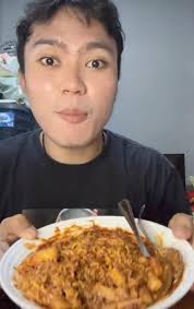 5 Food Vlogger yang Review Makanan Secara Jujur dan Terbuka, Codeblu Salah  Satunya!