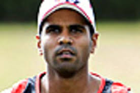 Lovett to make Royal return