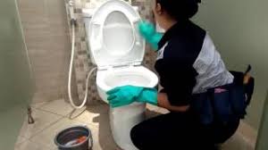 Kenaikan berubah dari umk tahun lalu sebelumnya sekitar rp 300.000. Iss Bandung Toliet Cleaning Youtube