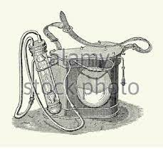 Eine Alte Elektrische Lampe, Der Erste In Der Welt, Die Neu Erfundene  Glühbirne Cragside, Rothbury, Northumberland, Das Haus Des Herrn Armstrong,  Ein Viktorianischen Ingenieur Und Erfinder, Der Das Erste Haus In Der