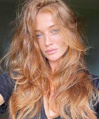 In 2006, she portrayed a prominent character in silvio de abreu's belíssima. Mariana Ruy Barbosa Instagram
