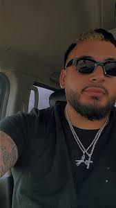 Are there female infielders available for co-ed softball in Clovis NM?