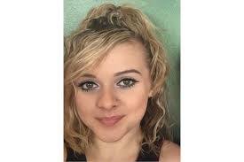 Alyssa Honaker's Instagram, Twitter & Facebook