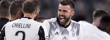 Giorgio chiellini is not malicious, the way that he is portrayed. Gianluigi Buffon Das Werde Ich Niemals Vergessen Giorgio Chiellini Und Andrea Barzagli Bleiben Juventus Turin Treu Kicker