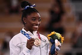 Jul 29, 2021 · simone biles had to withdraw from the women's team gymnastic final on tuesday as the russia olympic committee (roc) took gold at the tokyo 2020 olympics. L5yhsdzc4o9pam
