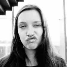 Stream Isla van Hout music