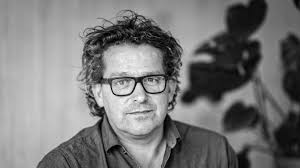 Ambassadors begint live action-tak