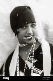 Josephine baker 1920s hi-res stock photography and images