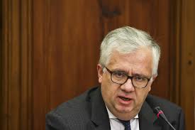 O ministro da administração interna, eduardo cabrita, disse hoje que o cds/pp é um partido náufrago, em reação ao pedido de demissão feito pelo presidente do partido. Expresso Eduardo Cabrita Portugal Deixou De Ser Um Pau Mandado Alem Da Troika