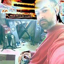 Chris Loops's Instagram, Twitter & Facebook