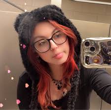 Dead by Daylight tournament players needed for prizes