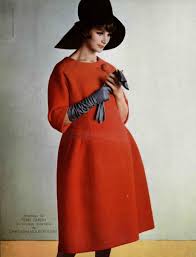 Exclusive offers on women's raincoats and trichromats. Pierre Cardin 1961 Vintage Clothes Patterns Vintage Fashion Vintage Couture
