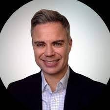 Derrick Wetzel's Instagram, Twitter & Facebook