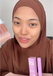 Live Makeup Session with Sally: Get the Look Now!