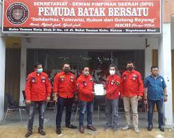 Gaji Pemuda Batak Bersatu Keluarga Besar Pemuda Batak Bersatu Kepulauan Riau Ikuti Seminar Empat Pilar
