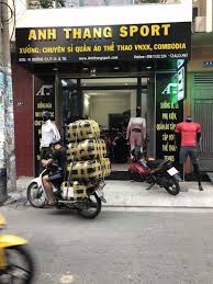 Xưởng Chuyên Sỉ Đồ Thể Thao Nam VNXK Giá Rẻ Tại Sài Gòn