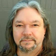 What filter recommendations are available for the 585 camera?