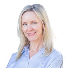 Alicia Maitland's Instagram, Twitter & Facebook