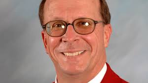 Bruce Binkowski Era Ends; 'Voice of San Diego' Led Holiday, Poinsettia  Bowls