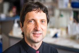 Doc. Ing. Václav Čuba, Ph.D. byl zvolen v prvním kole hlasování osobou  navrženou na jmenování děkanem FJFI ČVUT pro funkční období 2022