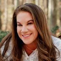 Lily Westfall's Instagram, Twitter & Facebook