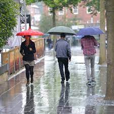 Live weather warnings, hourly weather updates. Manchester Weather Forecast Shows Wet And Windy Outlook Manchester Evening News