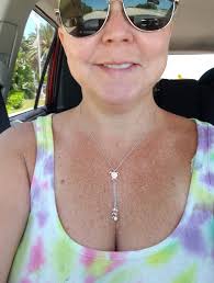 Lost necklace at dinner, please return to skips