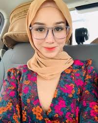 Maybe you would like to learn more about one of these? 9 Thia Azman Ideas Beautiful Hijab Girl Hijab Hijab Chic