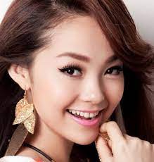 Ngày hoàng đạo nên làm gì? Tiá»ƒu Sá»­ Ca SÄ© Diá»…n Vien Minh Háº±ng