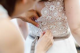Hier findest du wissenswerte ideen und anregungen, rund ums thema hochzeit. Brautkleid Designer Berlin Anne Wolf Brautkleider