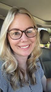 Real estate agents are house pilots. 😆👩‍✈️🏡. Keep calm and carry on. Get  it?? Carry on…🧳😅, #arizonarealtor #housepilot