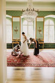 Die kupferne, goldene, diamantene, eiserne, steinerne hochzeit. Schloss Jagersburg Klassische Hochzeit Mit Boho Twist