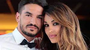 Cos'è successo rosa perrotta è incinta del suo secondo bambino. Uomini E Donne Rosa Perrotta Pace Fatta Con Pietro Tartaglione