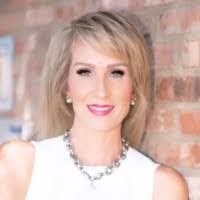 Kara Fox's Instagram, Twitter & Facebook