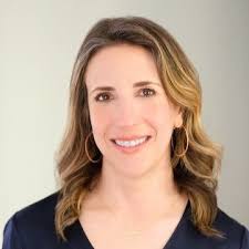 The First Affair: Amazon.co.uk: McLaughlin, Emma, Kraus, Nicola, Sutton-Smith,  Emily: 9781480530744: Books