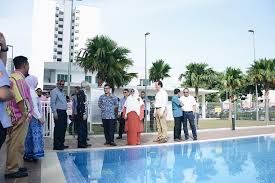 Rumah selangorku, rumah selangor jenis a, rumah selangorku 2018, rumah selangorku jade hills, rumah selangorku jenis a, rumah selangorku putra height, rumah selangorku setia alam, rumah selangorku sime darby, rumah selangorku jenis d, rumah selangorku puchong utama. Hilman Idham On Twitter Bersama Pengerusi Jawatankuasa Tetap Perumahan Kehidupan Bandar Yb Hanizat Mewakili Yab Dato Menteri Besar Selangor Dan Yb Menteri Hal Ehwal Ekonomi Dalam Majlis Penyerahan Kunci Rumah Selangorku