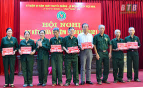 Đoán từng là thanh niên xung phong. Há»™i Cá»±u Thanh Nien Xung Phong Tá»‰nh Biá»ƒu DÆ°Æ¡ng Khen ThÆ°á»Ÿng 29 Táº­p Thá»ƒ Ca Nhan Bao Thai Binh Ä'iá»‡n Tá»­