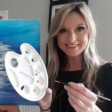 Anna Boles's Instagram, Twitter & Facebook