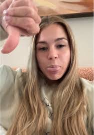 Torie Brown's Instagram, Twitter & Facebook