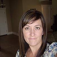 Mara Pratt's Instagram, Twitter & Facebook