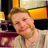 1900+ perfiles de «Caya»