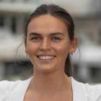 40+ "Eva Powell" profiles